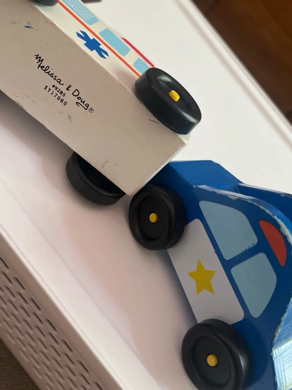 3 Piece Set Melissa & Doug Wooden Emergency Vehicle Set Police, Fire & Ambulance